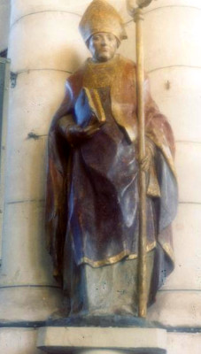 Saint-Sulpice le Pieux - statue à Anglure